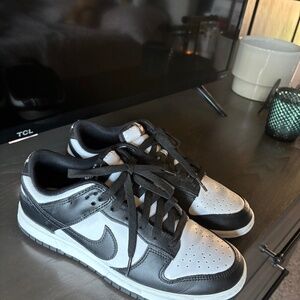 Nike (Women’s) Dunk Low Black/White